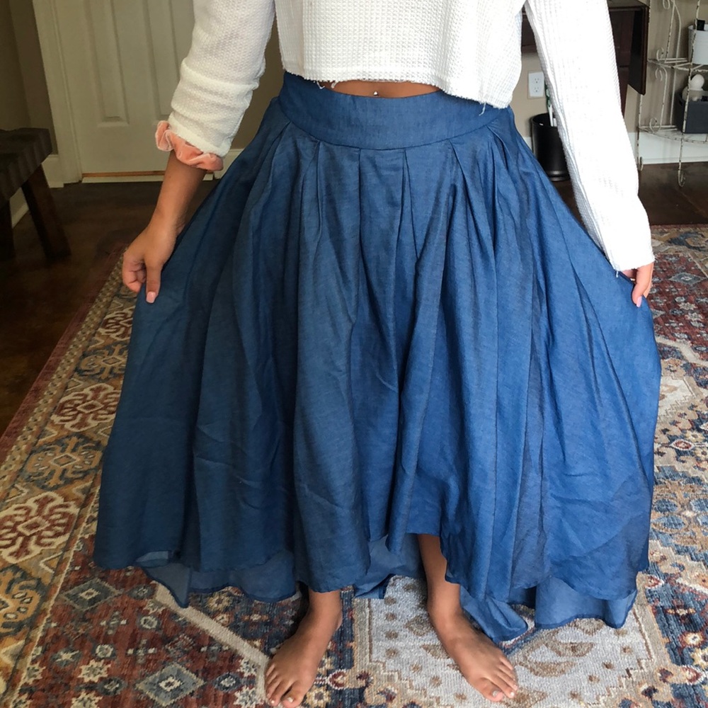 Never worn high low skirt